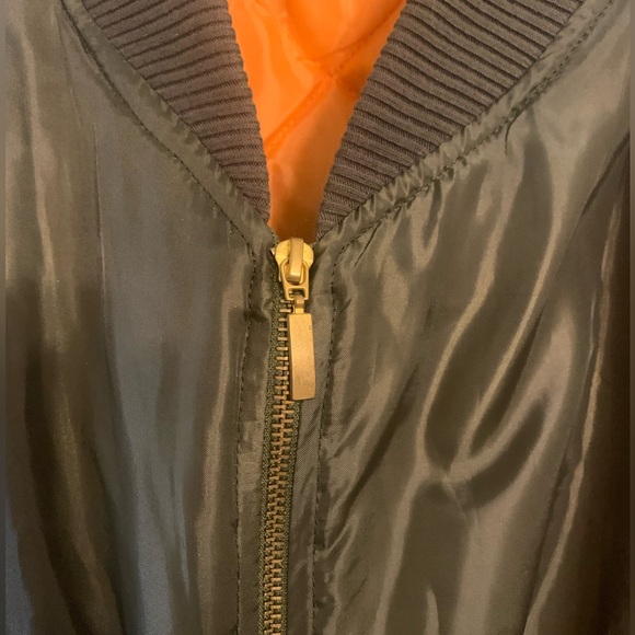 FOR SALE NWOT Boohoo Plus Olive Green Bomber Jacket Size 20 - Picture 3 of 7